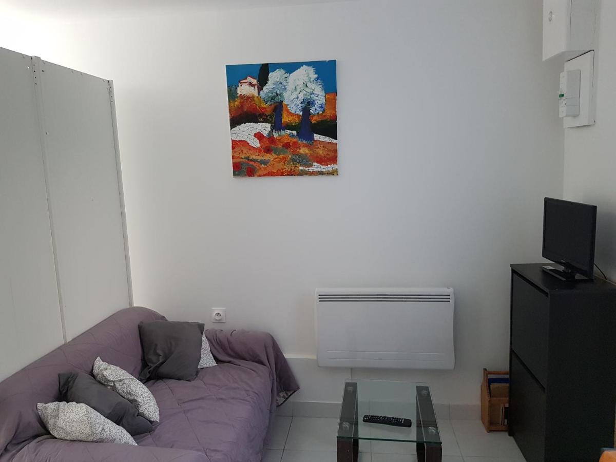 Appartement Avec Terrasse A Rosny-Sous-Bois Exteriör bild